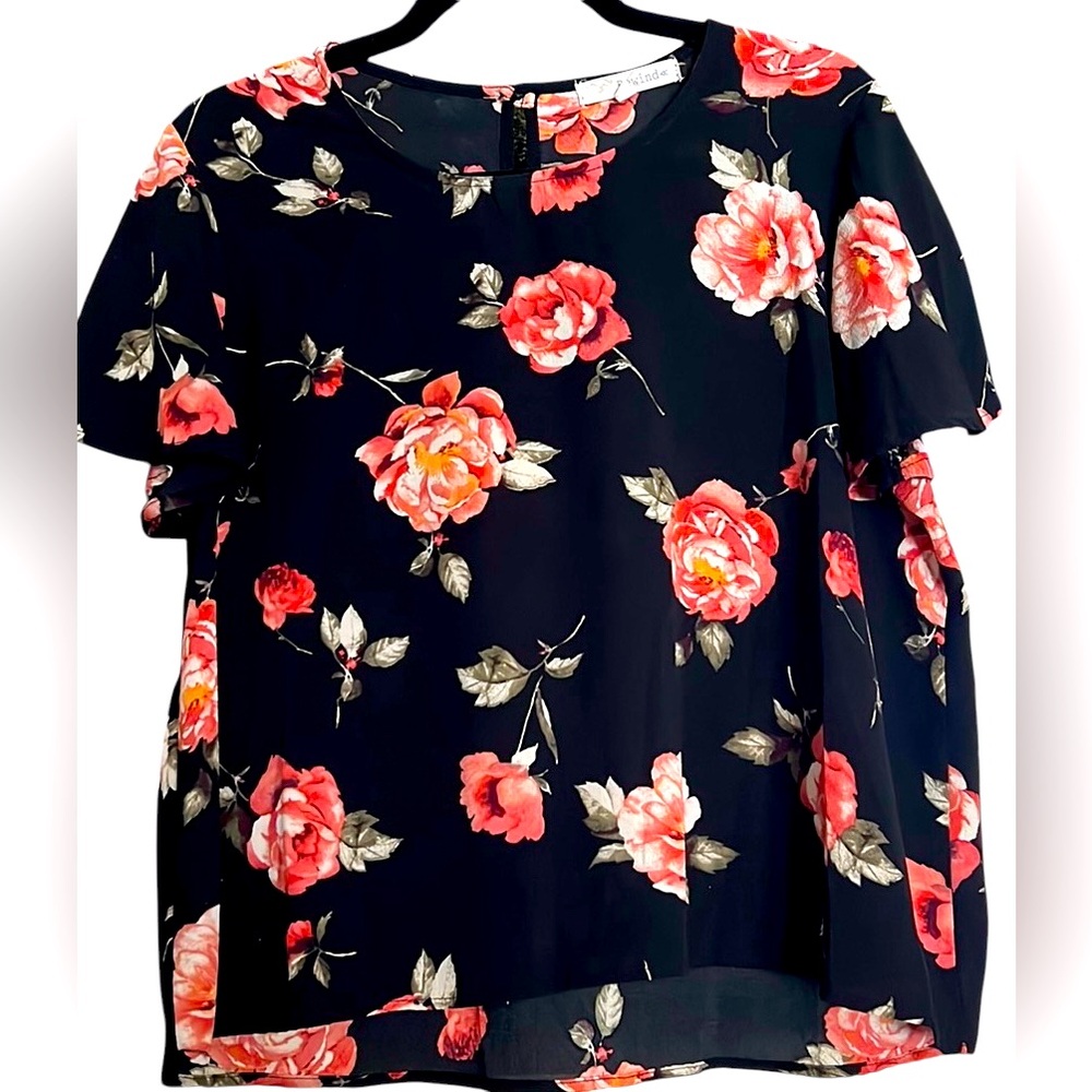 REWIND Black/Coral/Peach/Cream Floral Flutter Sleeve Crop Top, Size XL, GUC.